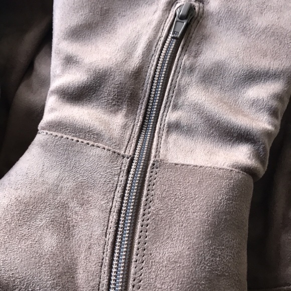 Charles Style Dilly Microsuede Boots NWT Sizes available - Picture 15 of 17